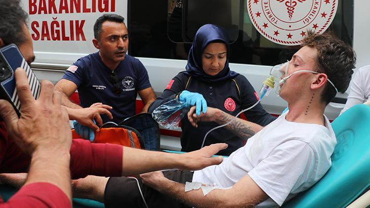 ‘Korku Evi’nde Kaza: 3 Kişiyi Mahalleli Kurtardı