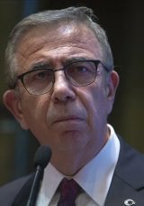 Mansur Yavaş’a Bardak ve Poşet Tepkisi: 159 Milyonluk İhale Son Damla Oldu!