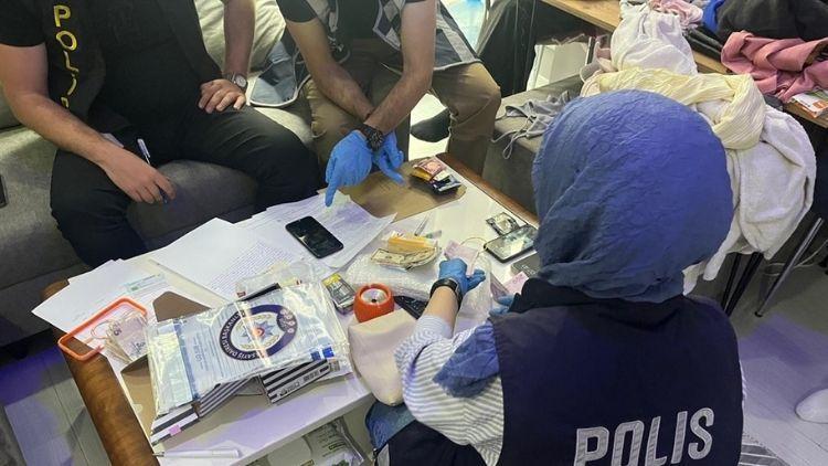 Masaj Salonuna Fuhuş Operasyonu: 3 Gözaltı