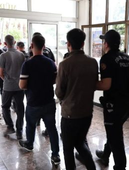 Mersin’de 50 Milyon TL’lik Change Operasyonu: 15 Kişi Tutuklandı
