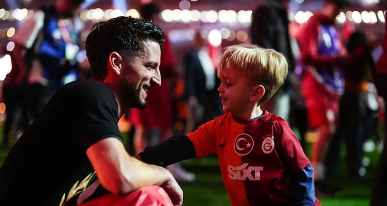 Mertens’in Oğlu Ciro’nun Eğlenceli Anları