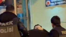 Metrobüs Durağında Uyuşturucu Ticareti: İki Şüpheli Yakalandı