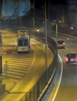 Metrobüste Yangın Paniği Yaşandı
