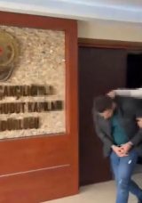 Mor Işıktan Geçen Sahte Pasaport Satışı Yapıldı