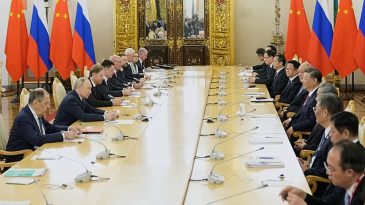 Moskova’da Rusya-Çin Zirvesi: Çok Kutuplu Dünya Düzenini Şekillendirme Hedefi
