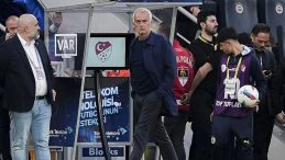 Mourinho’dan Eyüpspor Maçı Sonrası Dikkat Çeken Açıklamalar: “Ben de Bugünkü Maça Gelmezdim”