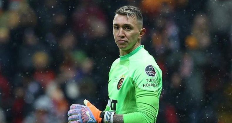 Muslera Galatasaray’a Veda Etti!