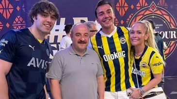 Mustafa Varank, Fenerbahçe’nin Final-Four Yarı Final Maçını İzledi