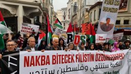 Nakba’nın 77. Yıldönümünde Sirkeci’de İsrail’e karşı Protesto Gösterisi