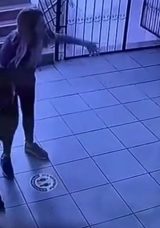 Öğrenciyi Heimlich Müdahalesi ile Kurtaran Öğretmen