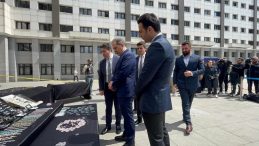 Operasyonla Ele Geçirilen Kaçak Pırlantalar: Değeri 250 Milyon Lira