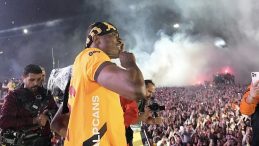 Osimhen Kalıyor mu? Galatasaray’dan Dikkat Çeken Paylaşım