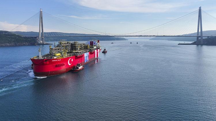 Osman Gazi Gemisi İstanbul Boğazı Geçişini Başarıyla Tamamladı