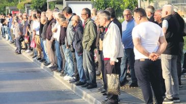 Otobüslerin Çalışmadığı, İşçilerin Meydanda, Vatandaşın Zor Durumda Olduğu Süreç: CHP Yönetemiyor!