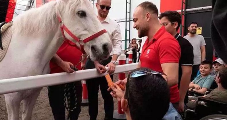 Özel Çocuklar ve Atlar Arasında Gönül Köprüleri Kuruldu!