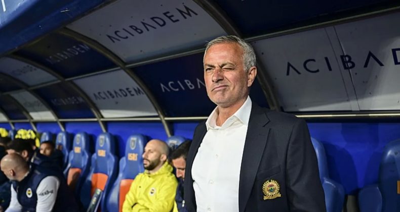 Portekiz Medyası, Mourinho’nun Geleceği Hakkındaki İddiaları Reddetti!