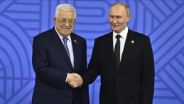 Rusya Devlet Başkanı Putin, Filistin Devlet Başkanı Abbas ile Bir Araya Geldi