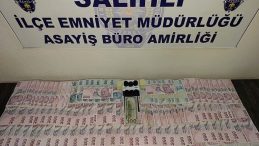 Salihli’de Aranan Şahıslar Kumar Oynarken Yakalandı