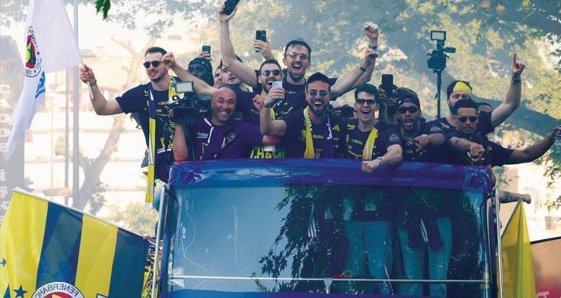 Şampiyonluk Sevinci: Fenerbahçe’nin Şeref Turu