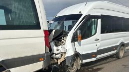 Şanlıurfa’da Öğretmenleri Taşıyan İki Servis Minibüsü Çarpıştı: 28 Yaralı