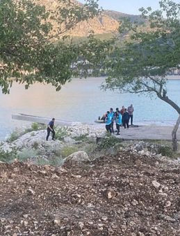 Serinlemek İçin Girdiği Gölde Kayboldu: Arama Çalışmaları Başlatıldı!
