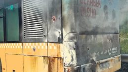 Seyir Halindeki İETT Otobüsü Yangın Çıkardı