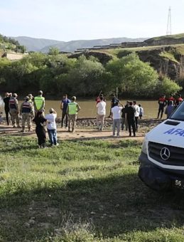 Siirt Kezer Çayı’nda 14 yaşındaki çocuğun cansız bedenine ulaşıldı