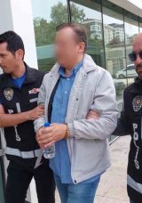 Silah Kaçakçısına Geçit Verilmedi: Özel Bölmelerde Çok Sayıda Silah Ele Geçirildi!