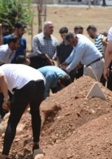 Şırnak’ta meydana gelen kazada anne ve 2 kızı yaşamını yitirdi, diğer kızı da kurtarılamadı