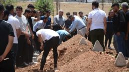 Şırnak’ta meydana gelen kazada anne ve 2 kızı yaşamını yitirdi, diğer kızı da kurtarılamadı