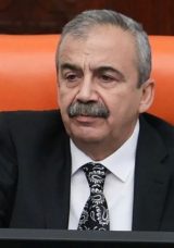 Sırrı Süreyya Önder Açıklaması: Ağır Bir Süreçten Geçiyor, Hayati Riski Devam Ediyor