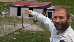 Sivas’ta Eşsiz Bir Proje: Kendi Kümeste Tavuk Beslemeye Başladı