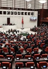 Siyasilerden Peş Peşe 1 Mayıs Emek ve Dayanışma Günü Mesajları