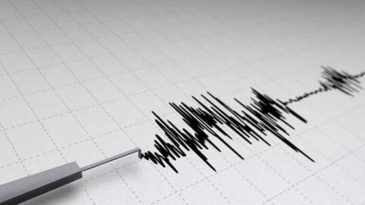 Son Dakika: Ege Denizi’nde 4,9 Şiddetinde Deprem Gerçekleşti