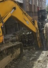 SON DAKİKA | İSKİ’nin Kanalizasyon Çalışmasında Yol Çöktü! 1 İşçi Göçük Altında Kaldı