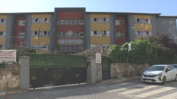 Sultanbeyli’de Korkunç Olay: Okul Bahçesinde Arkadaşını Bıçakladı