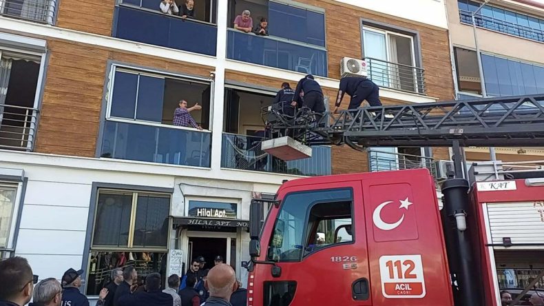 Şüpheli İtfaiyecinin, Dehşetin Yaşandığı Eve Geliş ve Gidiş Anlarına Ait Görüntüler Ortaya Çıktı