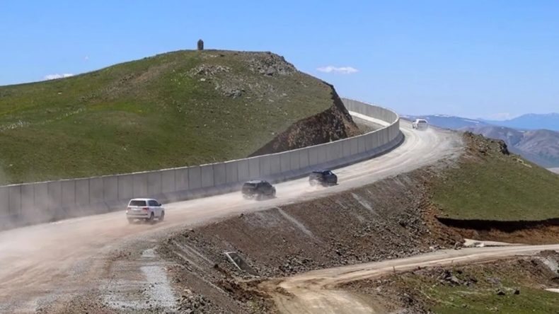 Tahran’dan Sert Önlem: İran Sınırını Kapatıyor