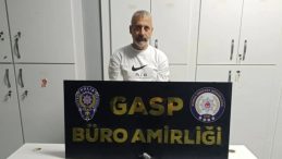 Taksi Şoförüne Silah Zoruyla Gasp