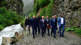 Trabzon’da Derede Kaybolan 8 Yaşındaki Faisal’ın Arama Çalışmaları 5. Günde Devam Ediyor