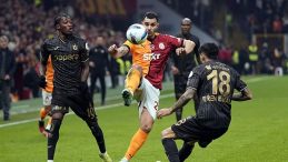 TRABZONSPOR GALATASARAY CANLI | Trabzon’da dev maç! Fatih Tekke ve Okan Buruk’un 11’i belli oldu…
