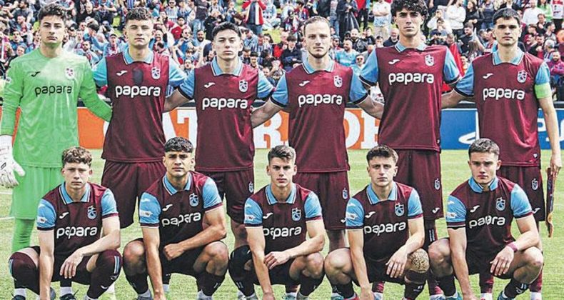 Trabzonspor U19 Şampiyonluk Yaşadı