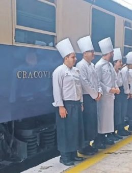 Turistik Tren Sirkeci Garı’na Ulaştı