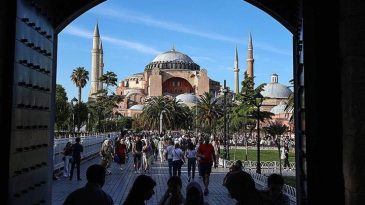 Türkiye, 2023 Yılının İlk Dört Ayında 12,7 Milyon Ziyaretçi Ağırladı