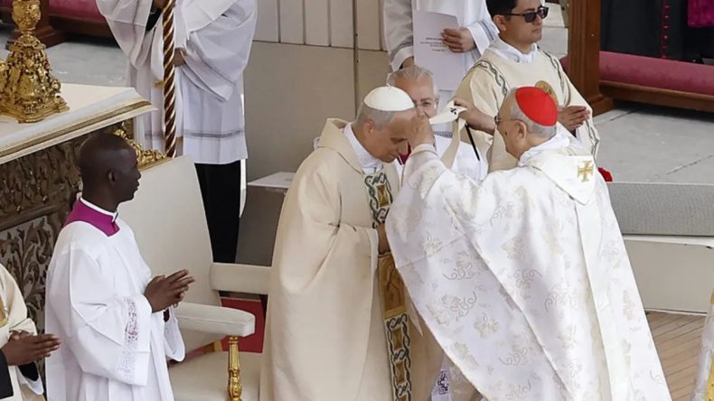 Vatikan’da Yeni Dönem: Papa 14. Leo Görevine Başladı