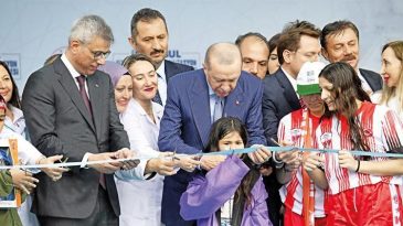 Yeni Hastane Açılışında Doğalgaz Müjdesi: 30 Milyar Dolarlık Keşif