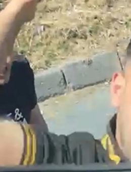 Yol Tartışması Kavgaya Dönüştü: O Anlar Kamerada!