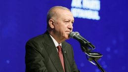 Yolsuzluk Lekesini Bağırarak Temizleyemezsiniz