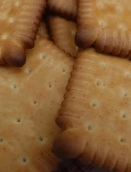1 Paket Petibör Bisküvi Kaç Gram? 1 Paket Petibörde Kaç Tane Var, Kaç Gr Eder?