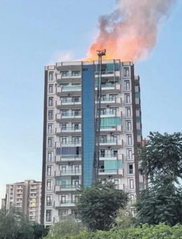13 Katlı Binada Yangın Felaketi! Anne ve 3 Çocuğu Hayatını Kaybetti